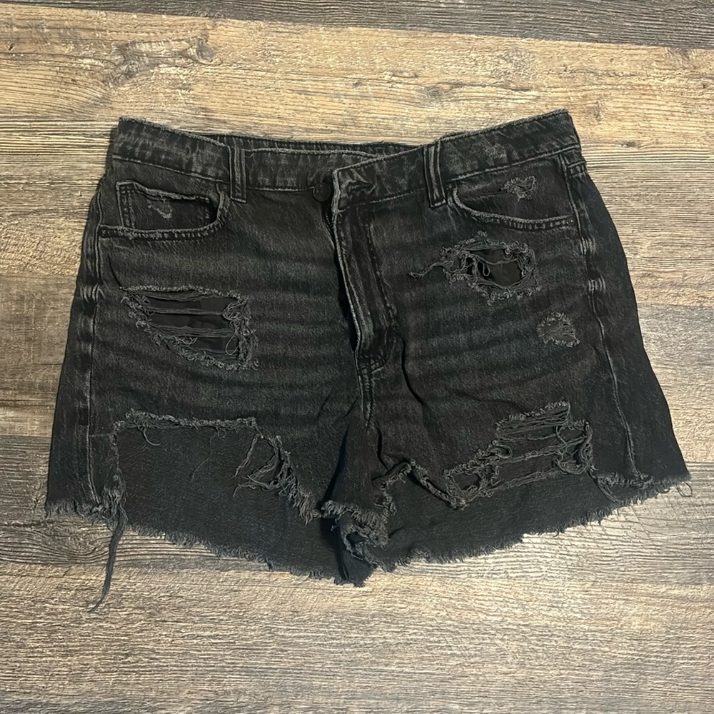 Women’s American Eagle Mom Shorts